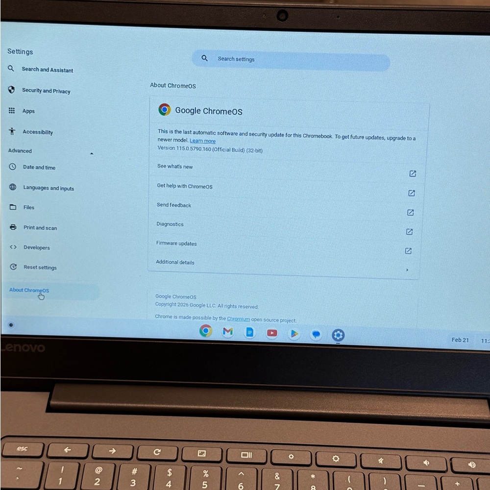 Lenovo Chromebook S330 - Picture 7 of 11